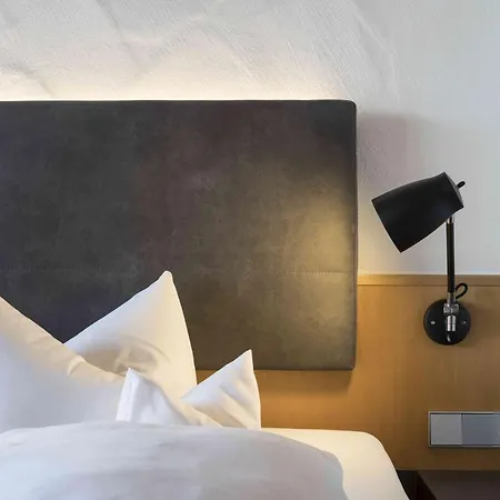 Seerose 4* اممنستاد ام بودينسي