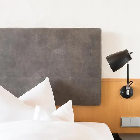 Seerose 4* اممنستاد ام بودينسي